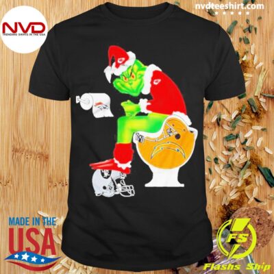 Kansas City Chiefs T-shirts Grinch Sitting On San Diego Chargers Toilet And Step On Oakland Raiders Helmet