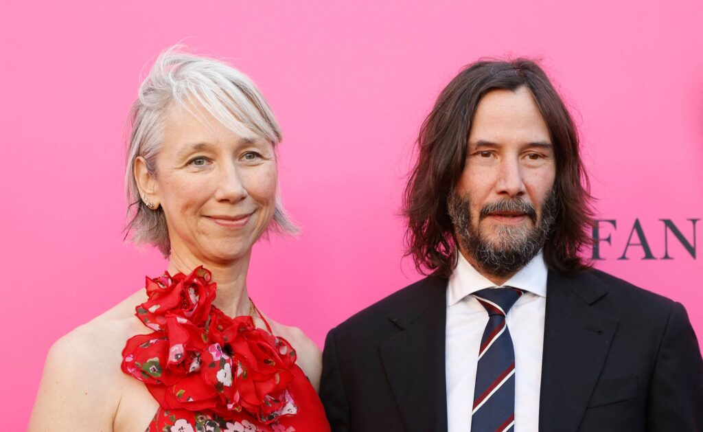 Does Keanu Reeves Have a Girlfriend?