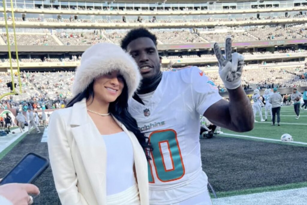 Who is Tyreek Hill Married To?